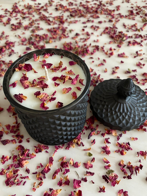 The Onyx With Botanical Rose Petals